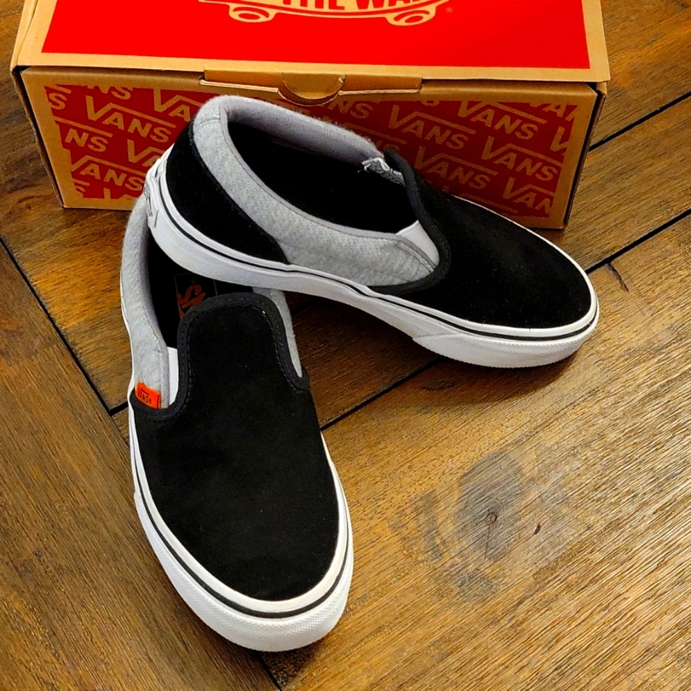 Boys Vans Sneakers Size 2
